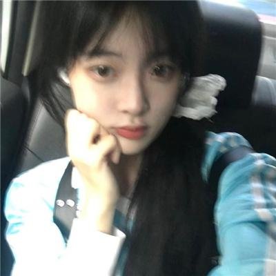 她房间里的云